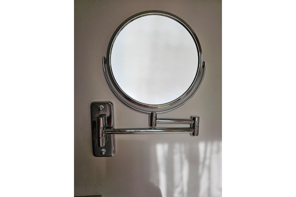 Two-sided swivel Wall Mount Mirror