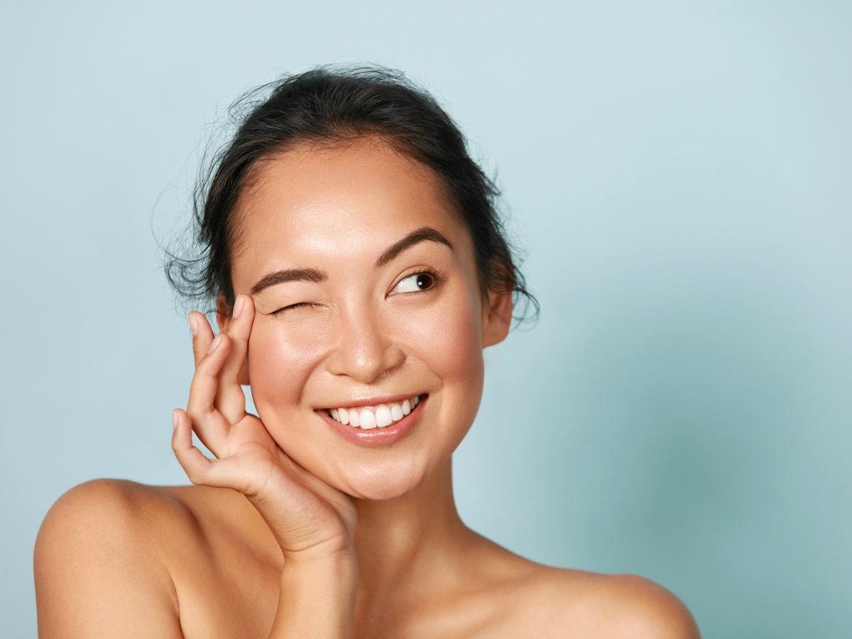 10 Must-Have Best Skincare Products for Glowing Skin