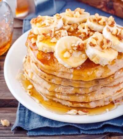 Quick and Easy Apple Pancakes With Oats