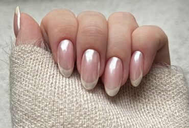 Japanese gel nail polish