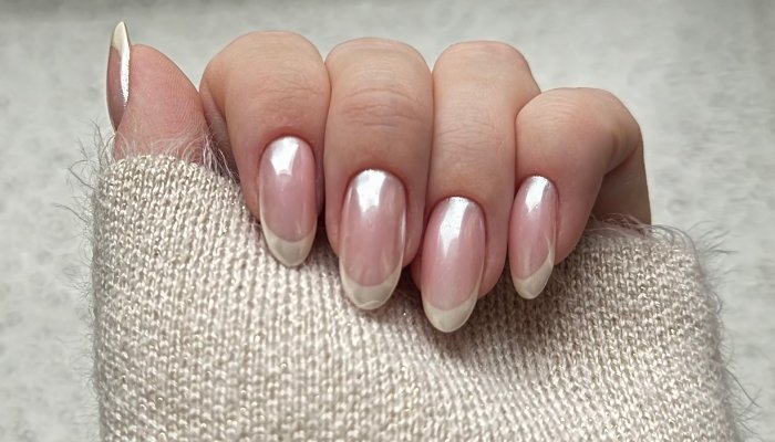 Japanese gel nail polish